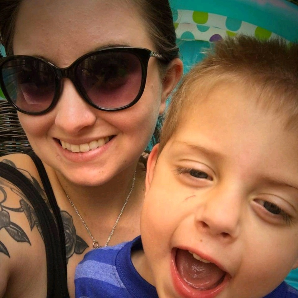 Meet your Posher, Abbey